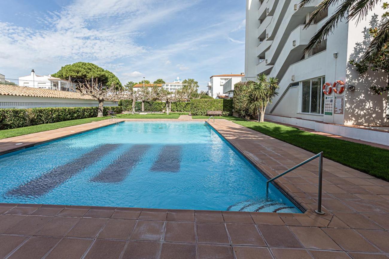 Inmueble De Categoria. Wifi Free Apartment L' Escala Luaran gambar