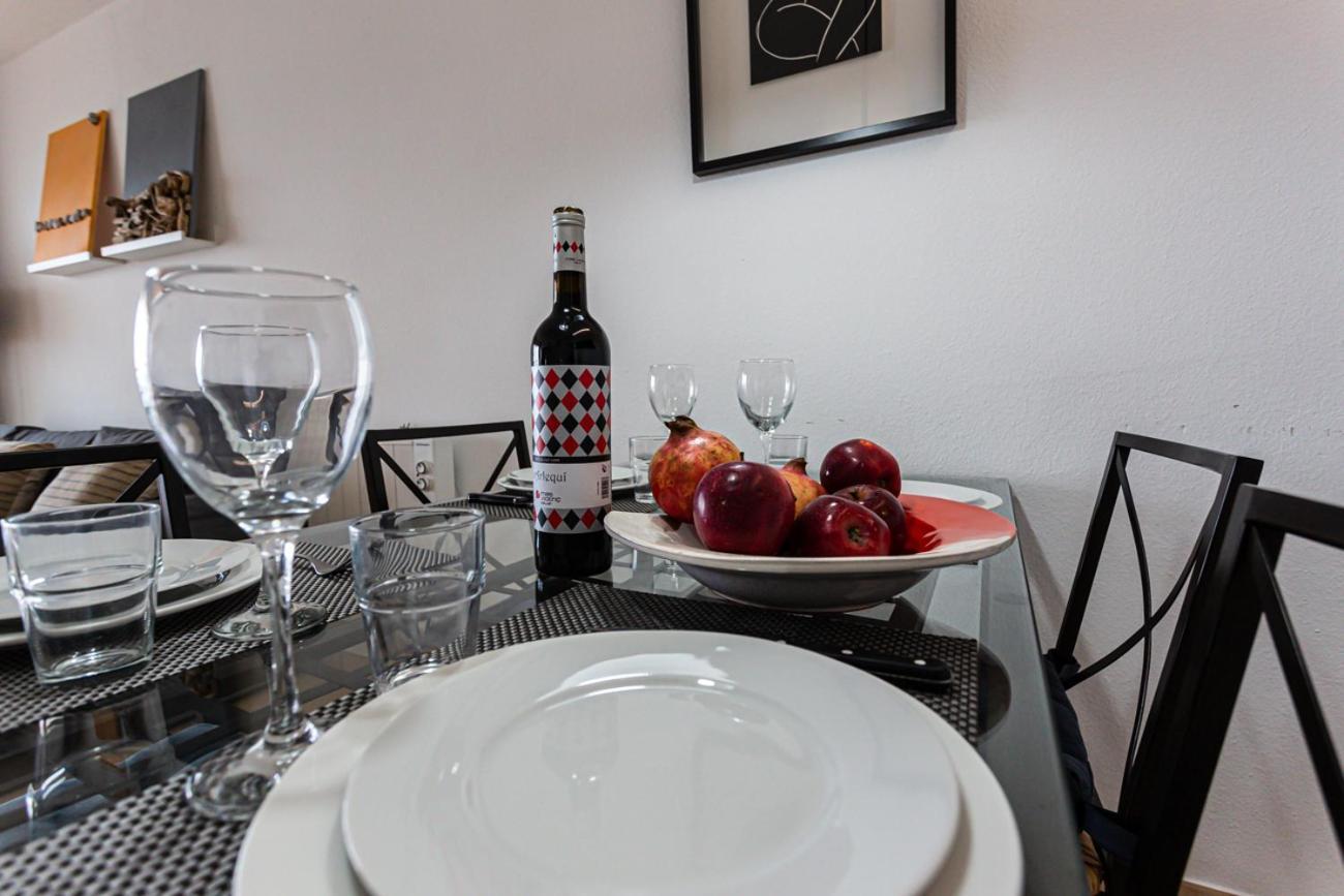 Inmueble De Categoria. Wifi Free Apartment L' Escala Luaran gambar