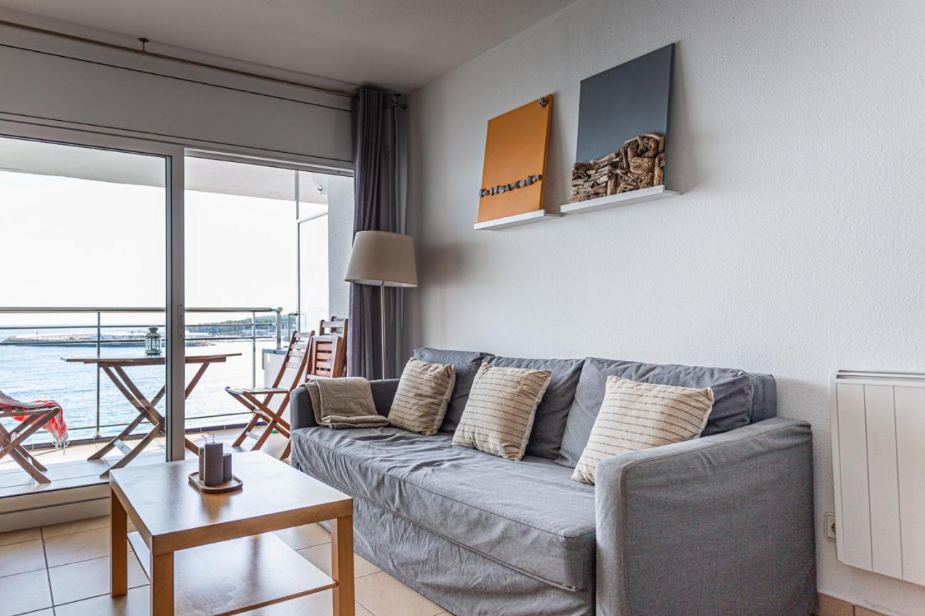 Inmueble De Categoria. Wifi Free Apartment L' Escala Luaran gambar