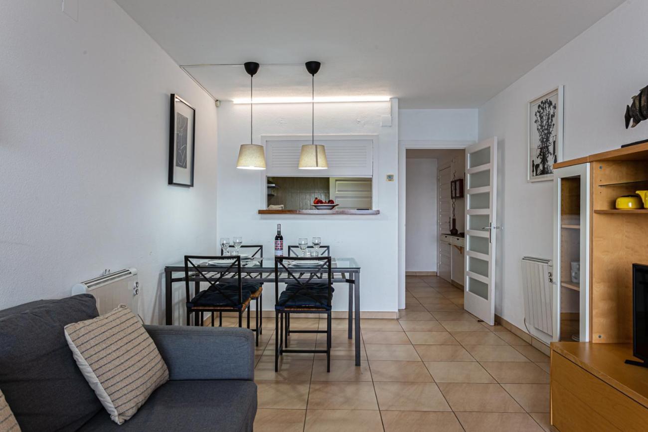 Inmueble De Categoria. Wifi Free Apartment L' Escala Luaran gambar
