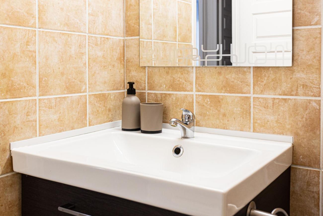 Inmueble De Categoria. Wifi Free Apartment L' Escala Luaran gambar